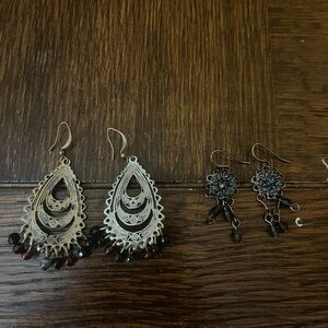 SOLD | vintage earrings bundle